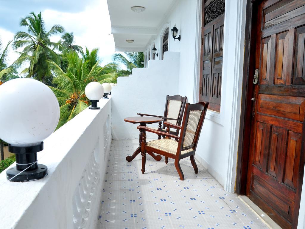 شقة Dew Grand Regency Bataduwa المظهر الخارجي الصورة