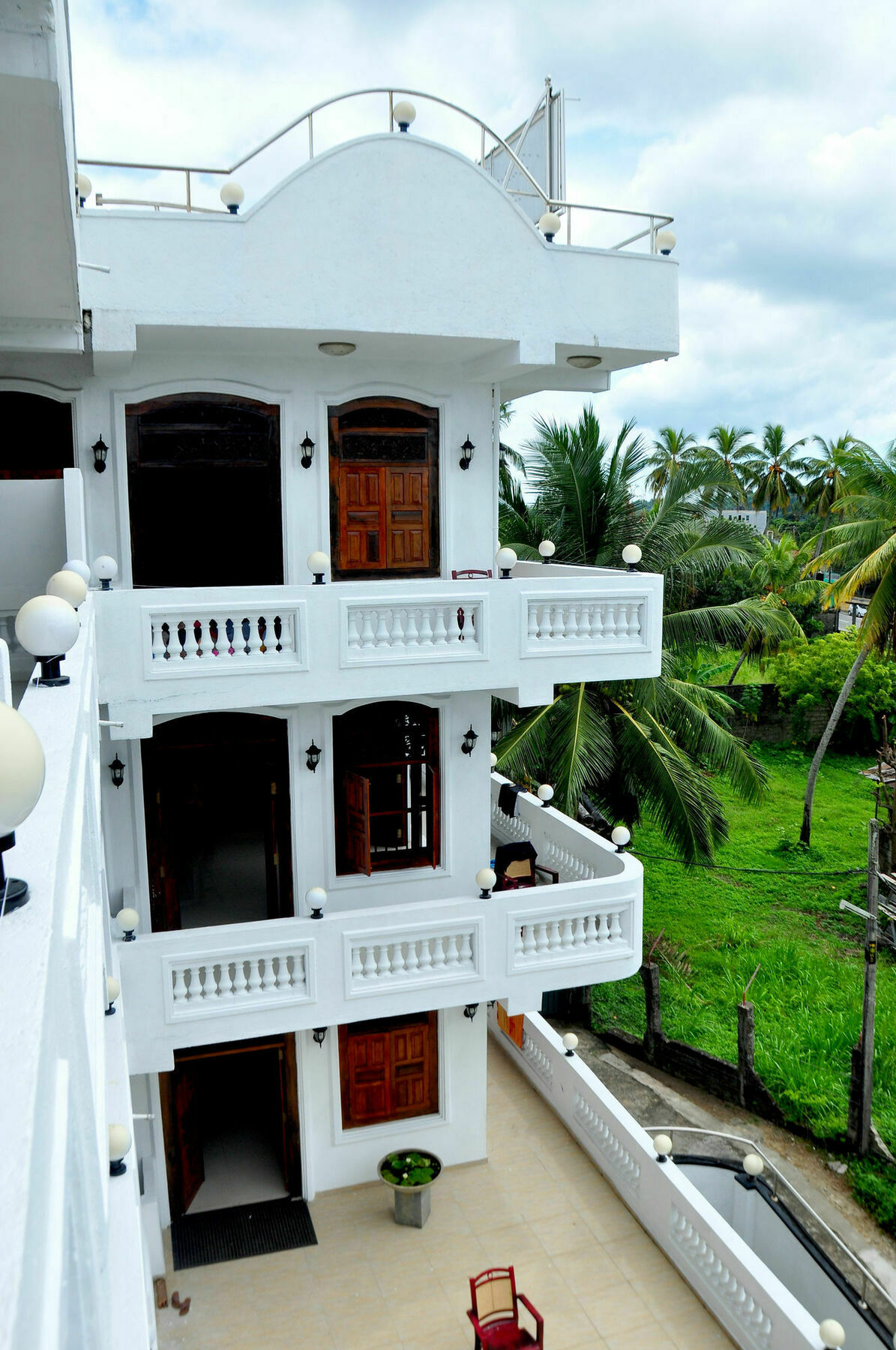 شقة Dew Grand Regency Bataduwa المظهر الخارجي الصورة